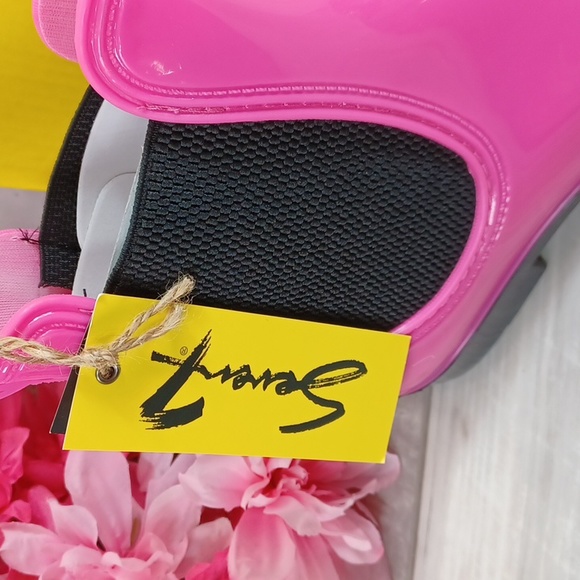 Seven7 Dover Rain Bootie - Picture 2 of 6